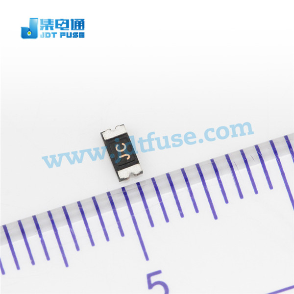 低內(nèi)阻自恢復保險絲